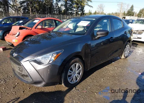 2019 Toyota Yaris L z USA, uszkodzony, nr VIN 3MYDLBYV7KY508237